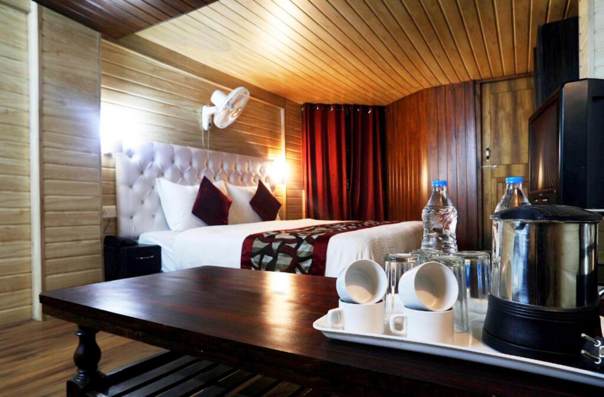 Goroomgo Moon Nainital Near Naini Lake - Parking & Lift Facilities -Hygiene And Spacious Room - Best Seller Extérieur photo